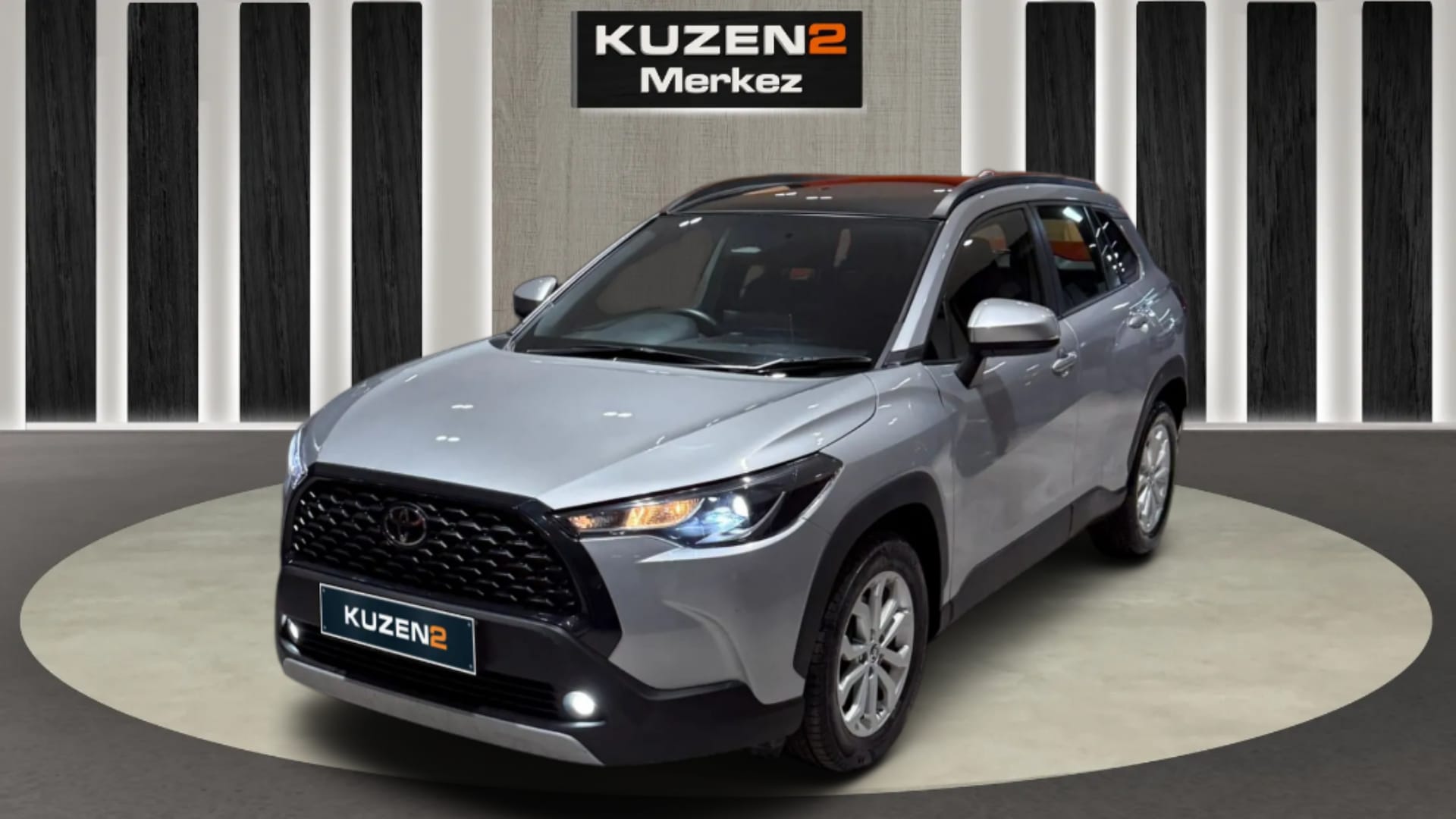 TOYOTA COROLLA CROSS 1.8 HYBRID FLAME X-PACK E-CVT